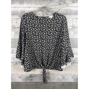 Emi &Joe Women plus size 1X Black 3/4 Bell Lace Trim sleeve blouse Tie Front
